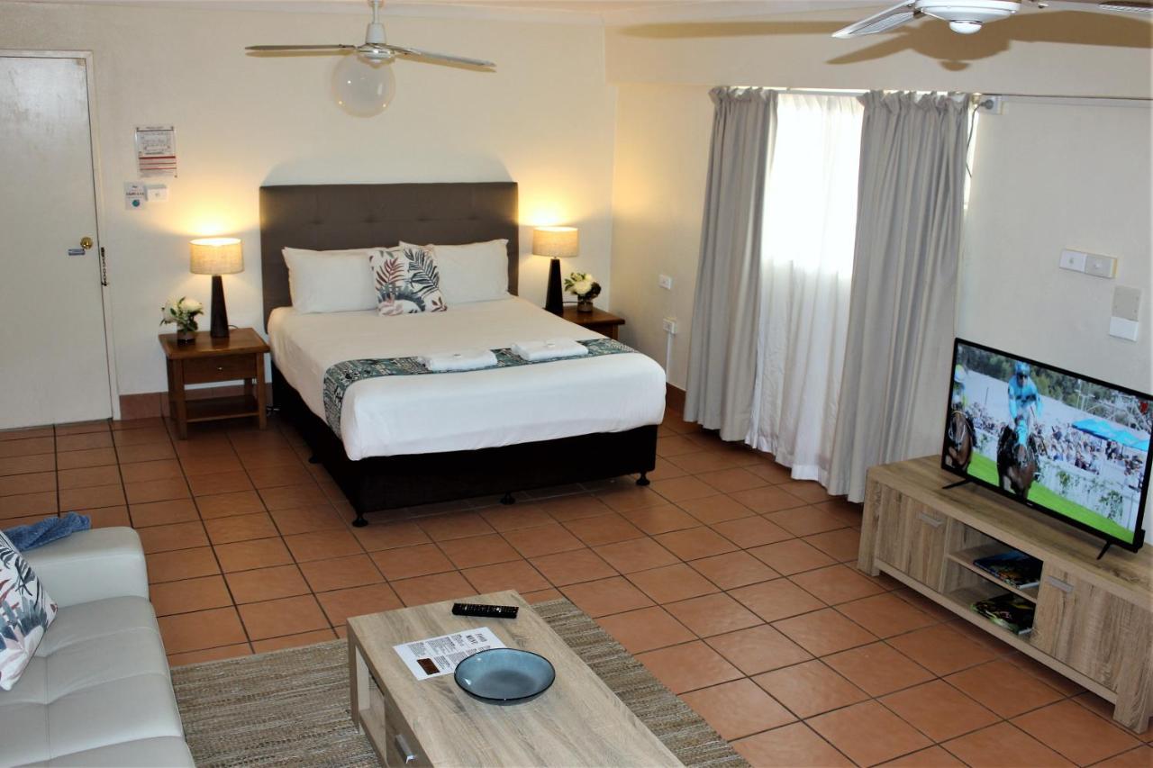 Lake Central Cairns Bagian luar foto